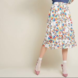 ISO Modcloth rainbow color wheel skirt